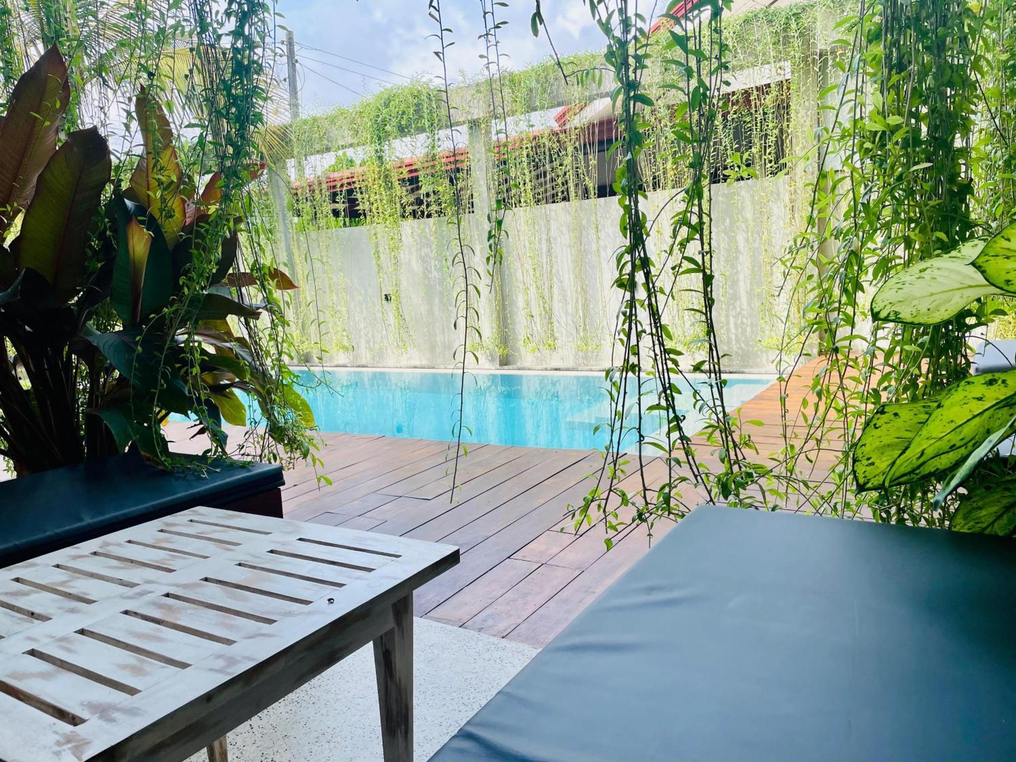 Eton Villa Диквела Екстериор снимка